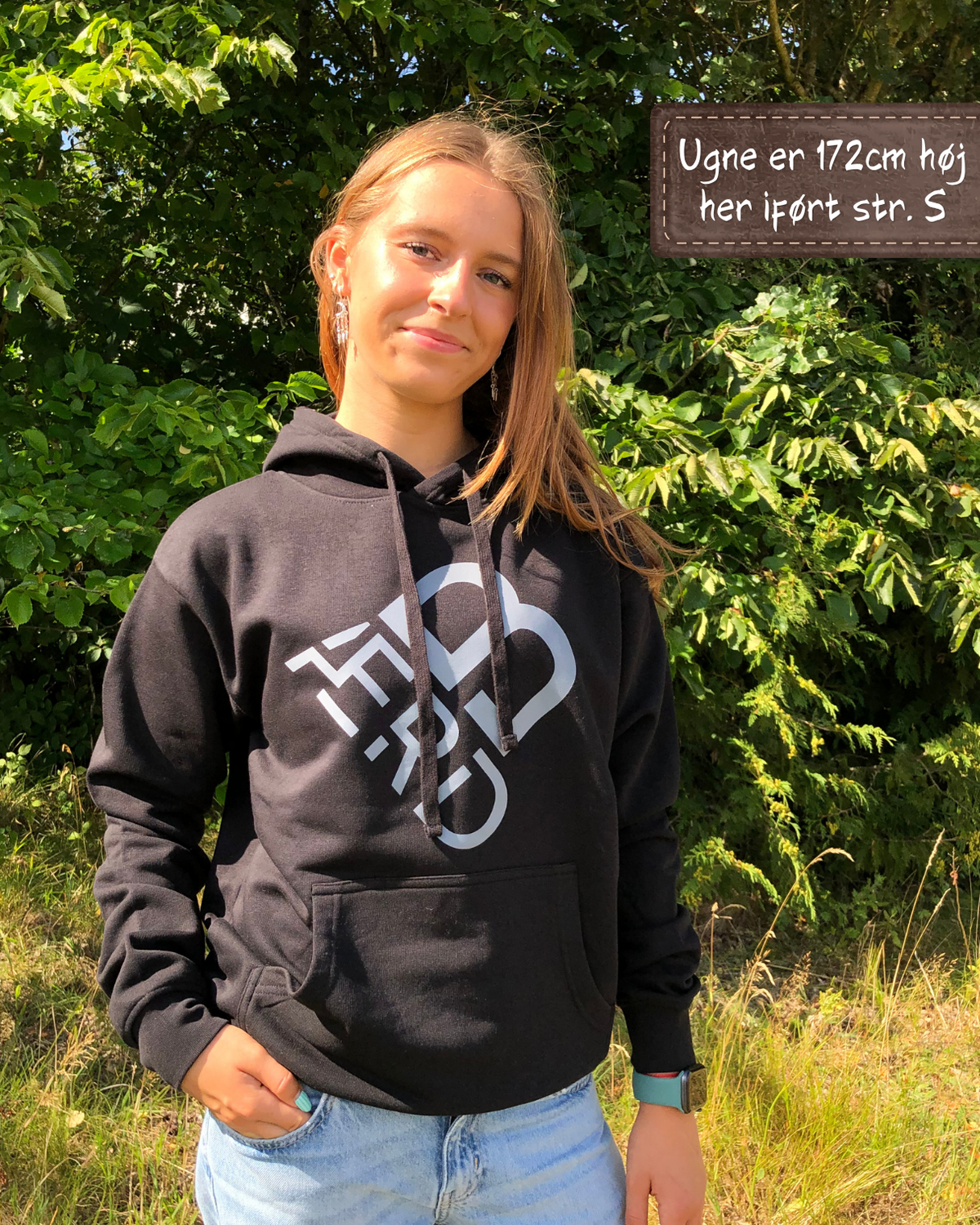 Hoodie Med stort B - Sort
